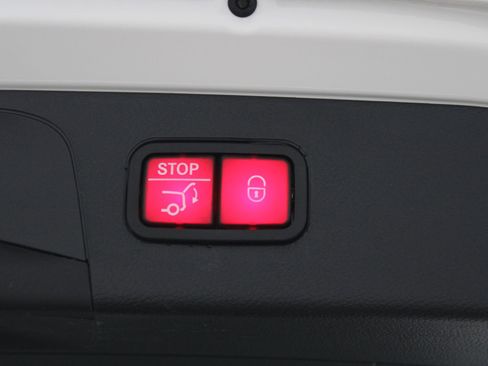 Used 2021 Mercedes-Benz GLC 300 image 20