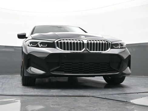 Used 2023 BMW 330i xDrive Sedan w/ M Sport Package image 23