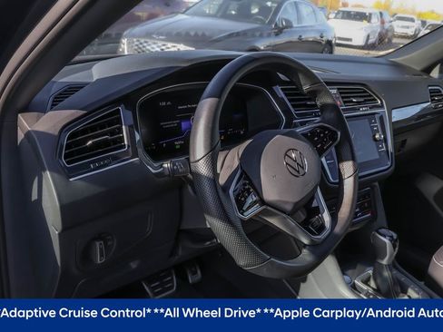 Certified 2024 Volkswagen Tiguan SE R-Line image 5