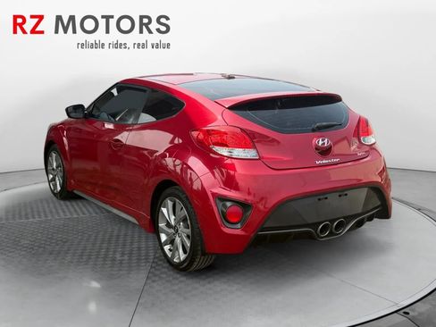 Used 2015 Hyundai Veloster Turbo FWD image 11