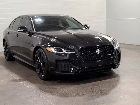 New 2024 Jaguar XF R-Dynamic SE image 11
