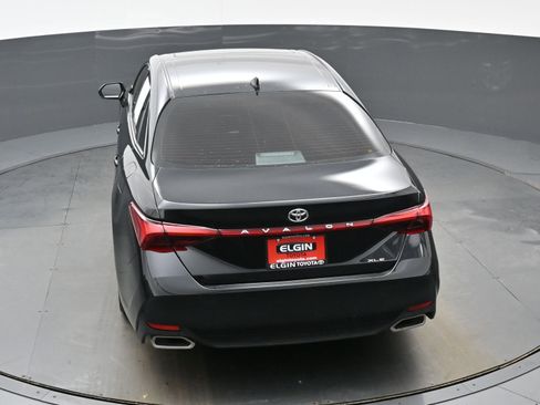 Used 2019 Toyota Avalon XLE image 40