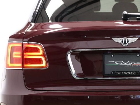 Used 2018 Bentley Bentayga AWD/4WD image 67