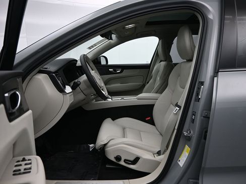 New 2026 Volvo XC60 B5 Ultra w/ Protection Package Premier AWD/4WD image 18