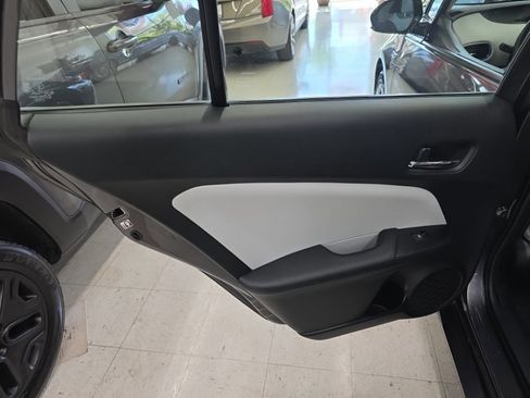 Used 2017 Toyota Prius Prime Premium FWD image 14