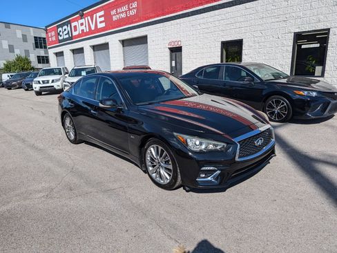 Used 2018 INFINITI Q50 Luxe w/ Essential Package (3.0T Luxe) image 4