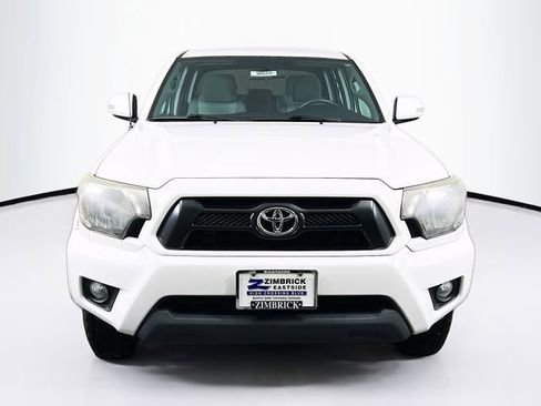 Used 2014 Toyota Tacoma 4x4 Double Cab image 2