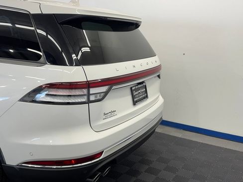 Used 2022 Lincoln Aviator Reserve w/ Elements Package Plus AWD/4WD image 6