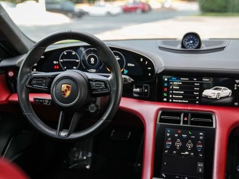 Used 2020 Porsche Taycan Turbo S AWD/4WD image 28