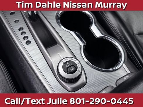 Used 2020 Nissan Pathfinder SL AWD/4WD image 24
