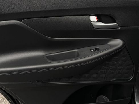 Certified 2023 Hyundai Santa Fe SE image 9