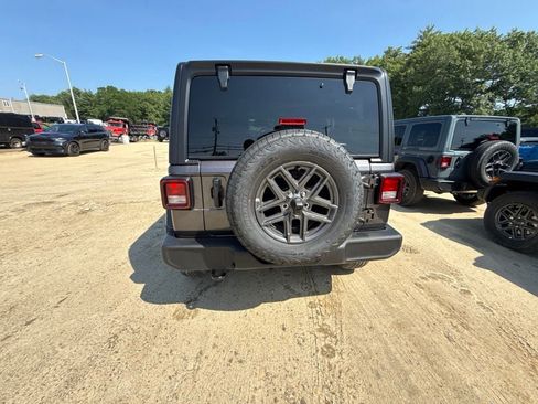 New 2026 Jeep Wrangler Unlimited Sport AWD/4WD image 4