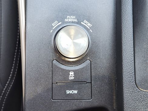 Used 2015 Lexus IS 250 w/ Navigation System Package image 28