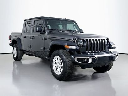 Used 2023 Jeep Gladiator Sport