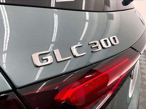 Certified 2025 Mercedes-Benz GLC 300 image 7