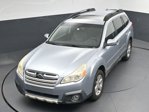 Used 2014 Subaru Outback 2.5i Limited image 31
