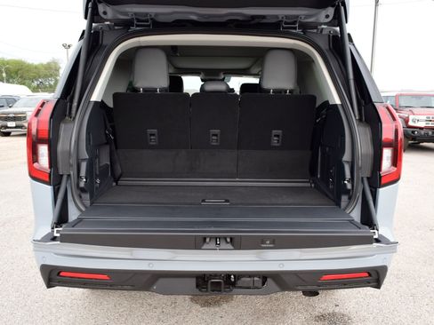 New 2026 Ford Expedition Active RWD image 22