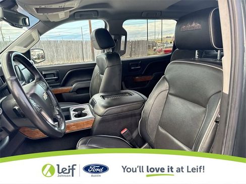 Used 2018 Chevrolet Silverado 1500 High Country image 17