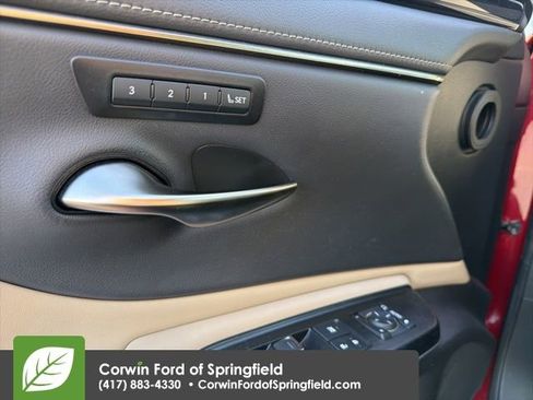 Used 2021 Lexus ES 350 w/ Premium Package image 11