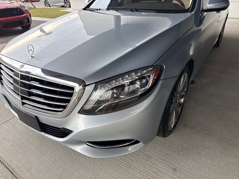 Used 2017 Mercedes-Benz S 550 4MATIC Sedan image 9