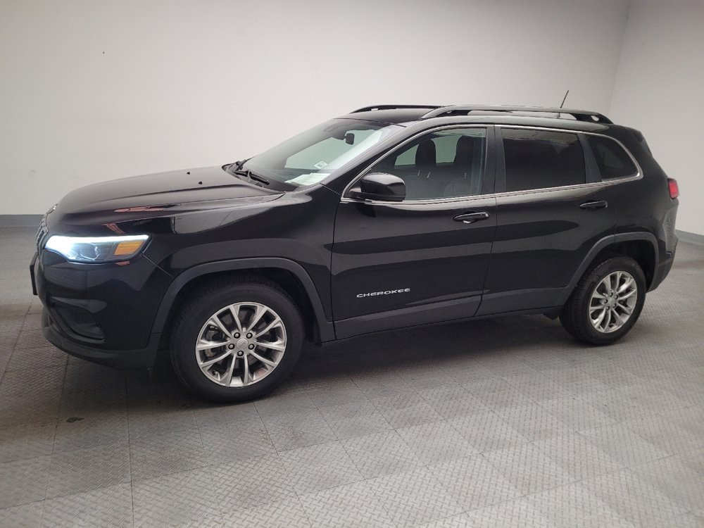 Used 2022 Jeep Cherokee Latitude Lux FWD image 2