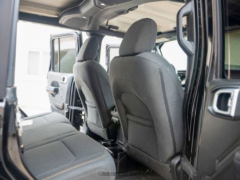 Used 2024 Jeep Wrangler Sport S AWD/4WD image 32