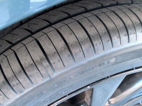 Used 2023 MAZDA MAZDA3 s image 28