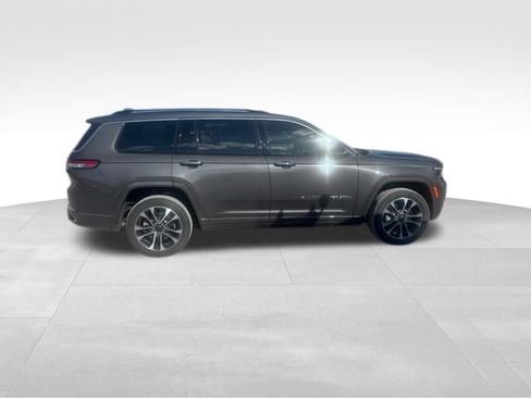 Used 2021 Jeep Grand Cherokee L Overland w/ Luxury Tech Group IV image 6