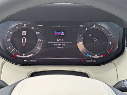 New 2025 Land Rover Range Rover Long Wheelbase Autobiography image 8