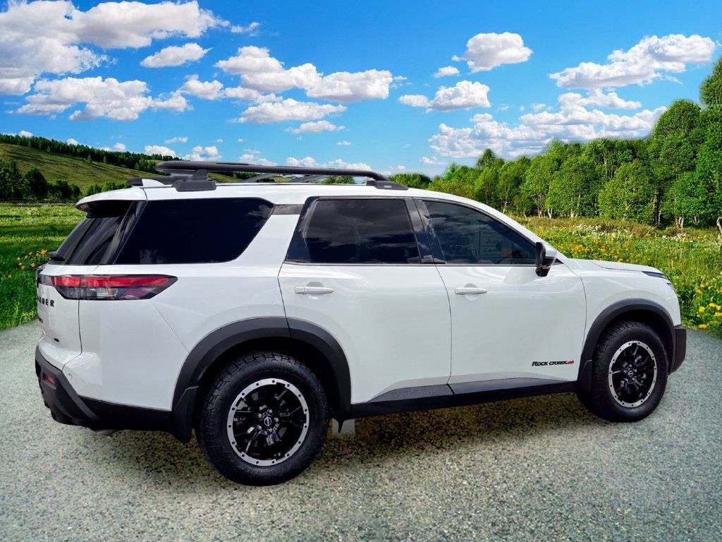 Used 2024 Nissan Pathfinder Rock Creek AWD/4WD image 6