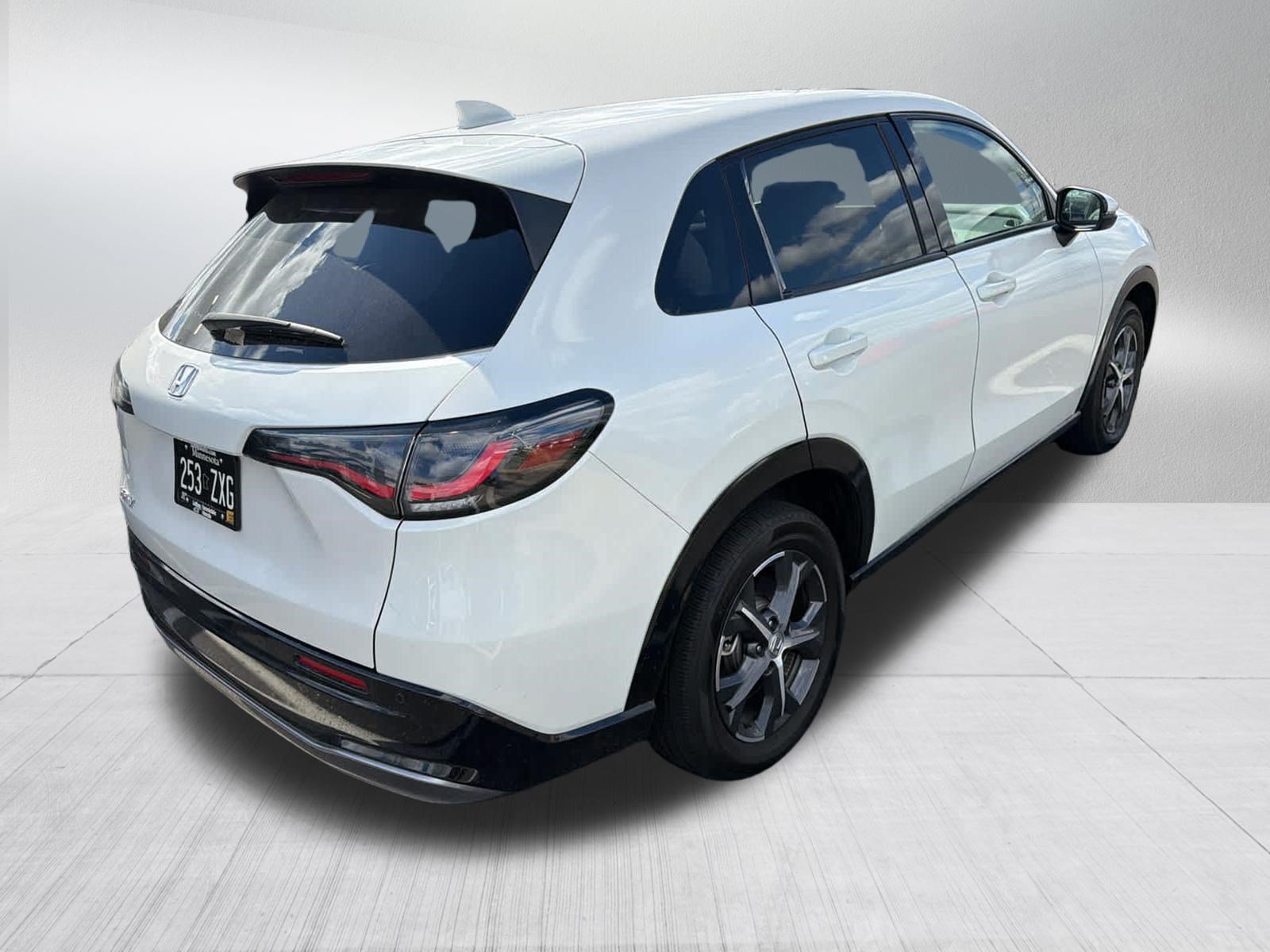 Used 2024 Honda HR-V EX-L image 6