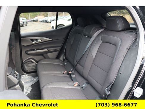 New 2026 Chevrolet Equinox EV LT image 25