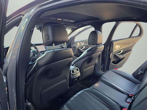 Used 2017 Mercedes-Benz E 300 image 25