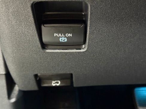 Used 2023 Ford Bronco Badlands w/ Sasquatch Package image 30