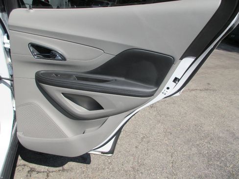 Used 2016 Buick Encore FWD image 21