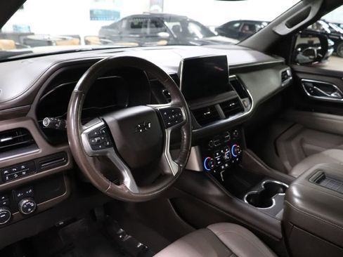 Used 2023 Chevrolet Tahoe Z71 w/ Luxury Package image 11