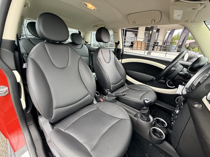 Used 2013 MINI Cooper Hardtop FWD image 23