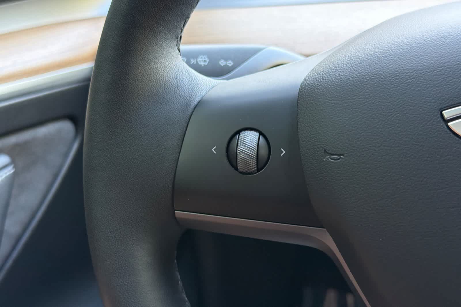 Used 2022 Tesla Model 3 RWD image 25