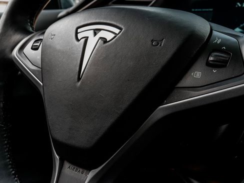 Used 2019 Tesla Model X 75D image 28