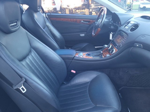 Used 2009 Mercedes-Benz SL 550 image 16