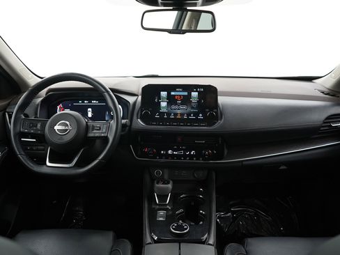 Used 2022 Nissan Rogue Platinum image 13