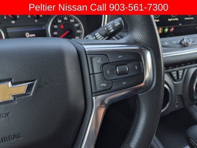 Used 2025 Chevrolet Blazer LT FWD image 27