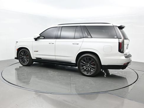 Used 2023 Cadillac Escalade V w/ LPO, ONYX Package AWD/4WD image 3