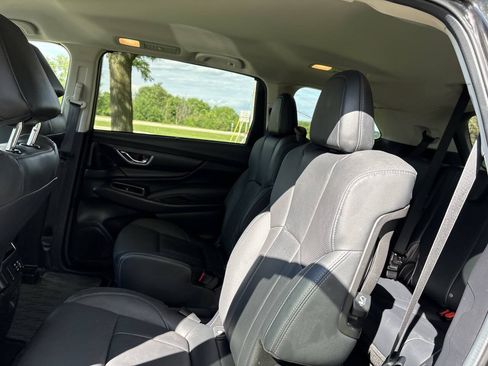 Used 2023 Subaru Ascent Limited AWD/4WD image 25