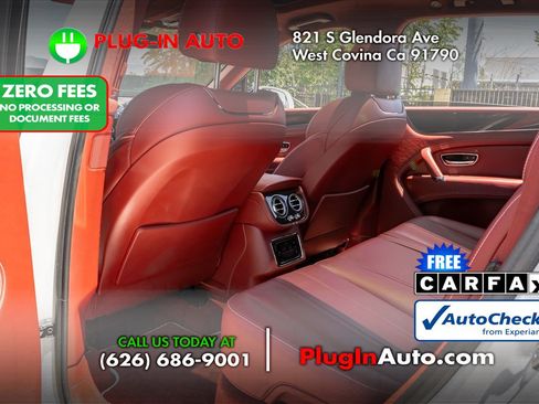 Used 2018 Bentley Bentayga AWD/4WD image 11