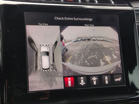 Used 2022 Jeep Grand Cherokee L Limited w/ Luxury Tech Group II image 31