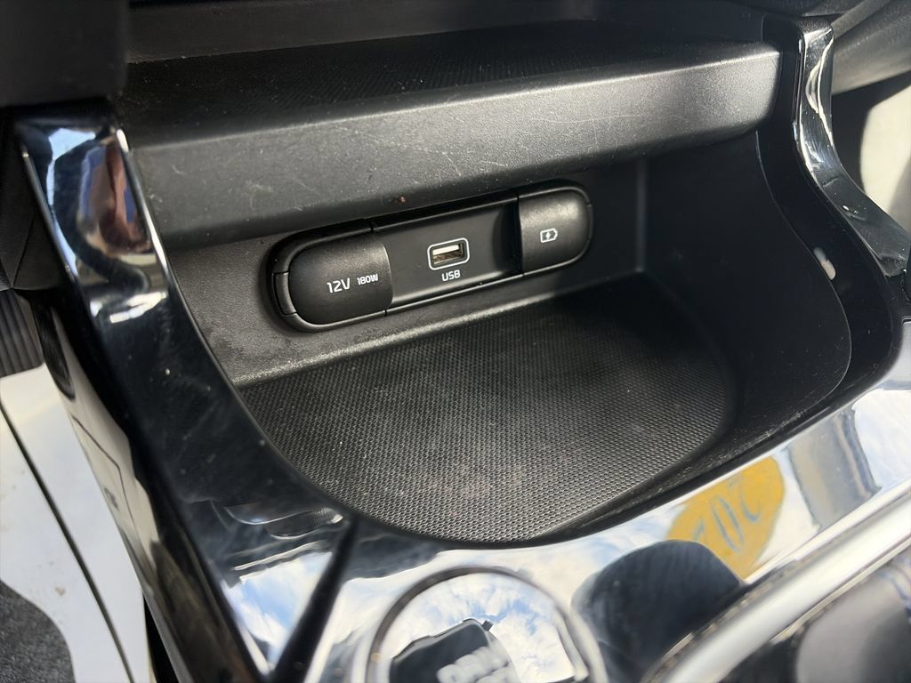 Used 2022 Kia Seltos S FWD image 27