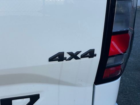 New 2026 Nissan Frontier SV w/ SV Convenience Package image 26