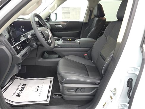 New 2026 INFINITI QX80 Luxe w/ Cargo Package AWD/4WD image 34