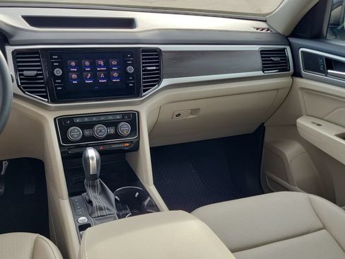 Certified 2023 Volkswagen Atlas SE FWD image 22
